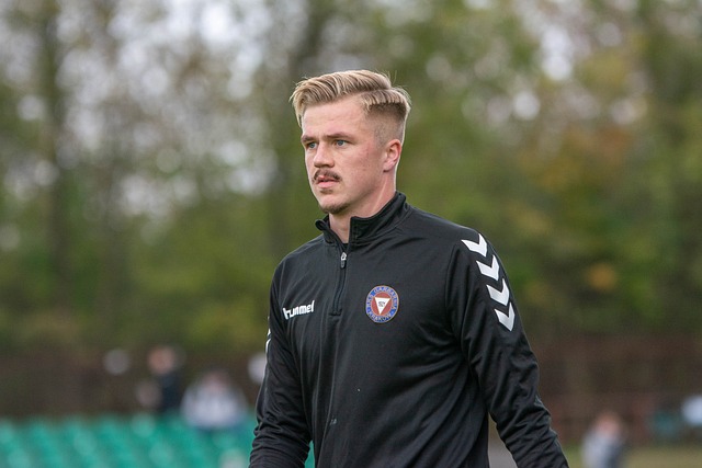 曝伊洛基腓 曝伊洛基腓